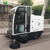 保定掃地車專賣，電動清掃車批發(fā)，小型掃地車供應(yīng)商